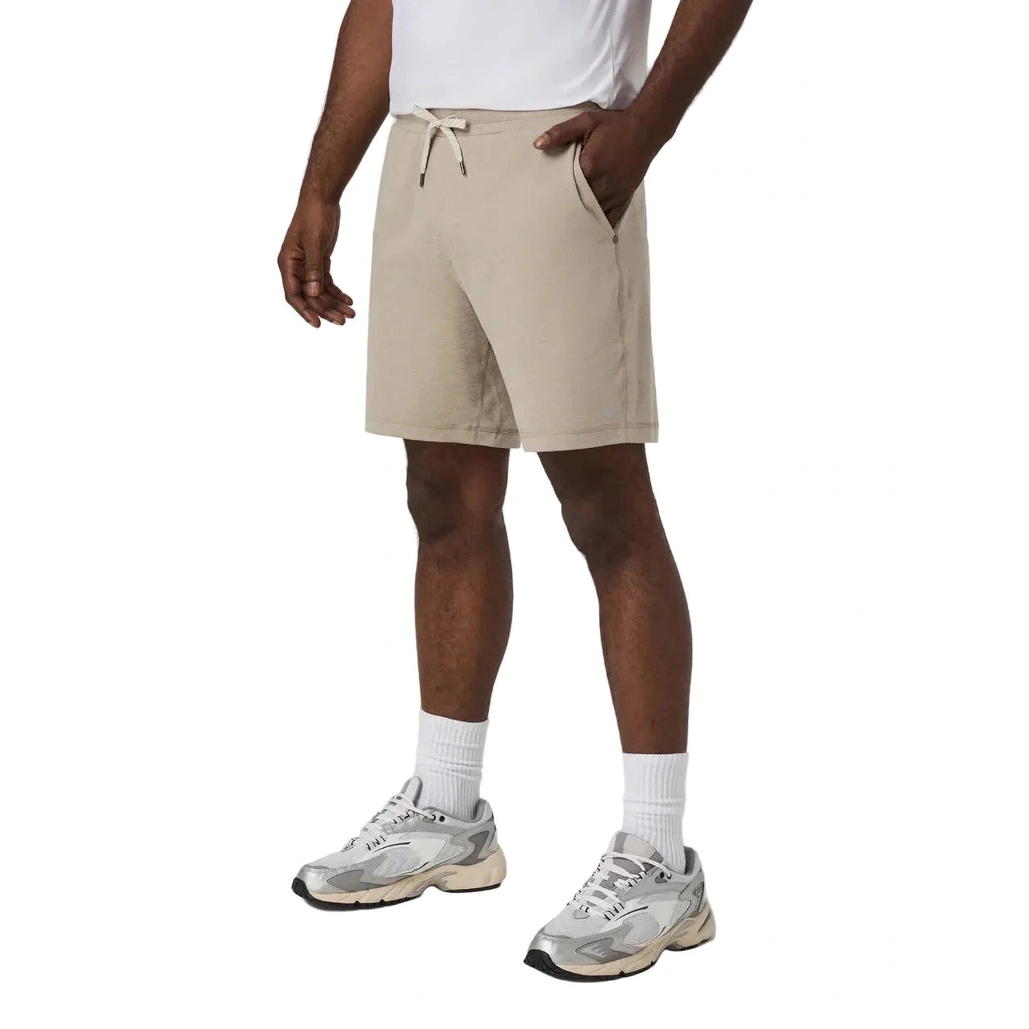 Men’s Ponto Performance Short - 7 in Vuori - HTF TRUFFLE