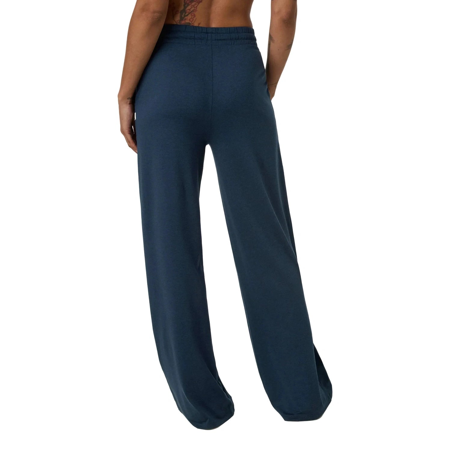 Women’s Halo Essential Wideleg Pant Vuori
