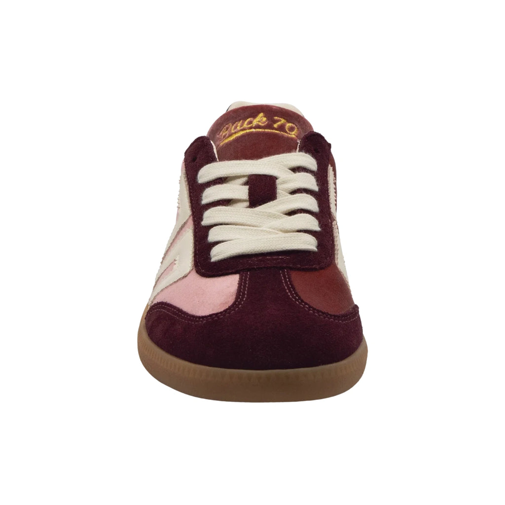 Women’s Cloud W26 Back 70