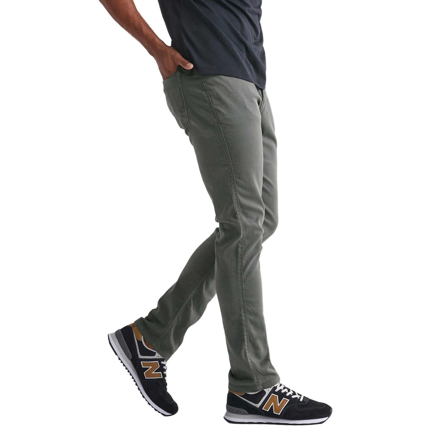 Men’s No Sweat Relaxed Taper DUER