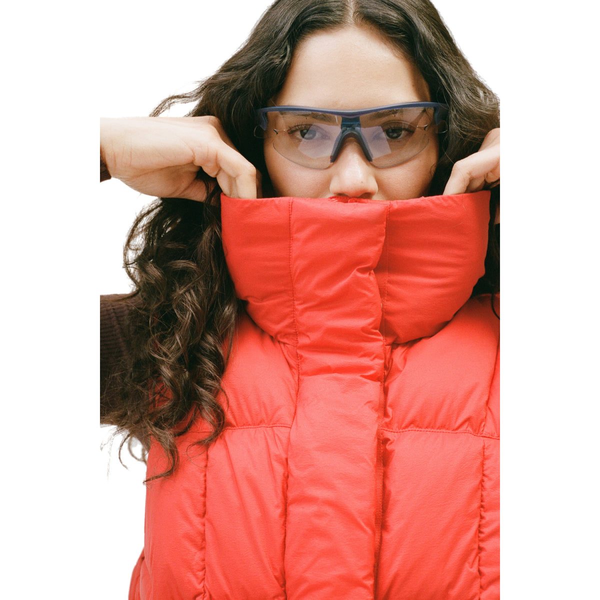 Women's Louise Down Vest in Rouge, collar detail