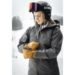 Wakayama Glove Hestra