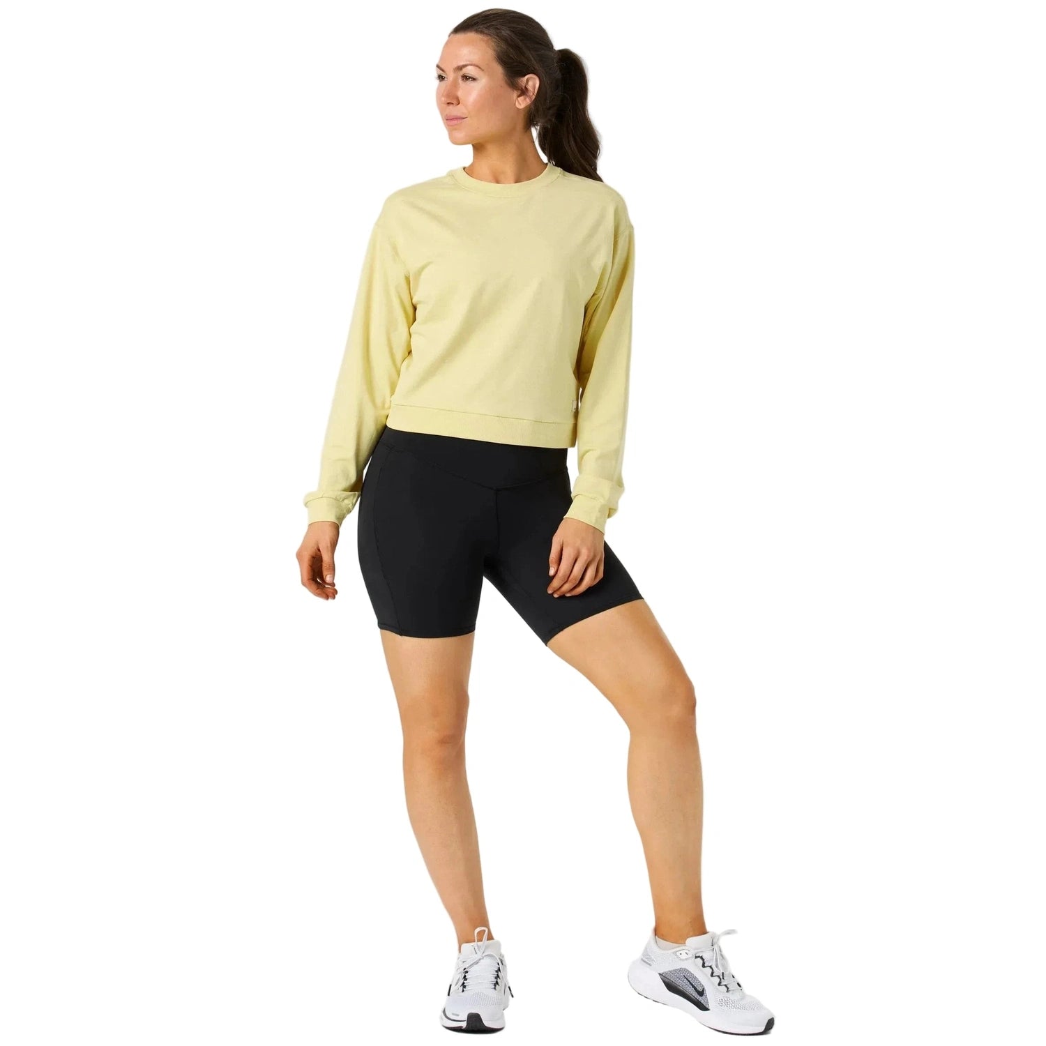 Women’s Vuori AllTheForm Pocket 6’’ Short